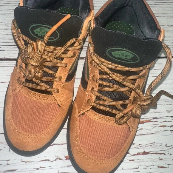 NEW! VANS Skate Zahba Mid Shoe - Picture 5 of 13